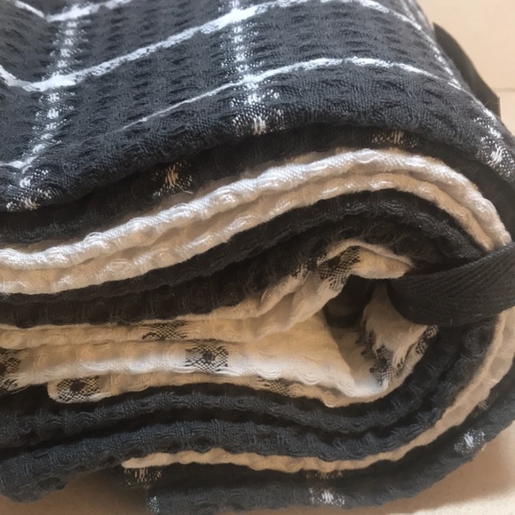 Kitchen Towels - Picture 3 of 5